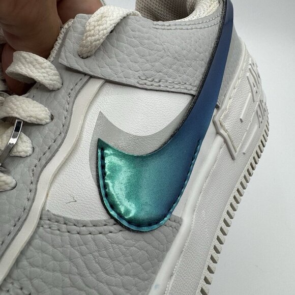 Nike Air Force 1 Shadow Low Womens Size 7 White Spruce Green Gray DR7856-100 - Picture 7 of 14